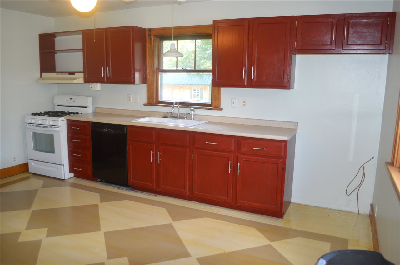 2729 V St, Bedford, IN 47421 photo 18