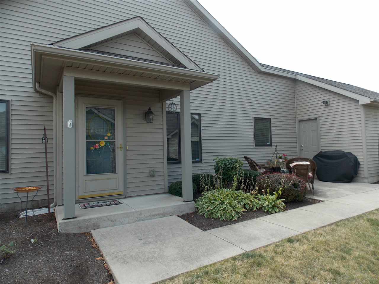 6234 Savannah Cv, Fort Wayne, IN 46835 photo 2