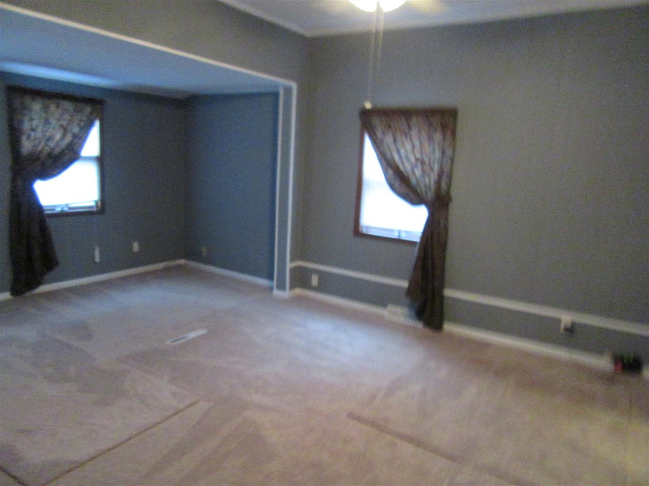 155 E Sparks St, Markle, IN 46770 photo 3