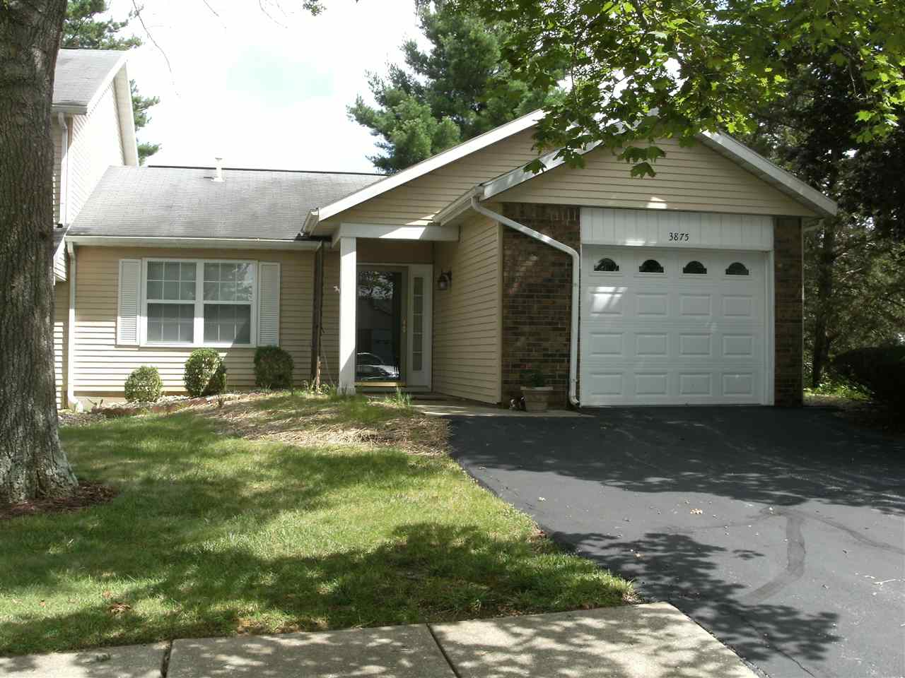 3875 Laurel Ct, Bloomington, IN 47401 photo 1