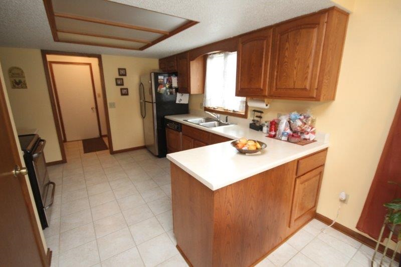 6611 Sedgemore Pl, Fort Wayne, IN 46835 photo 12
