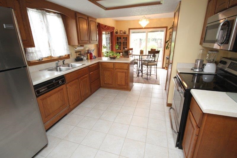 6611 Sedgemore Pl, Fort Wayne, IN 46835 photo 3
