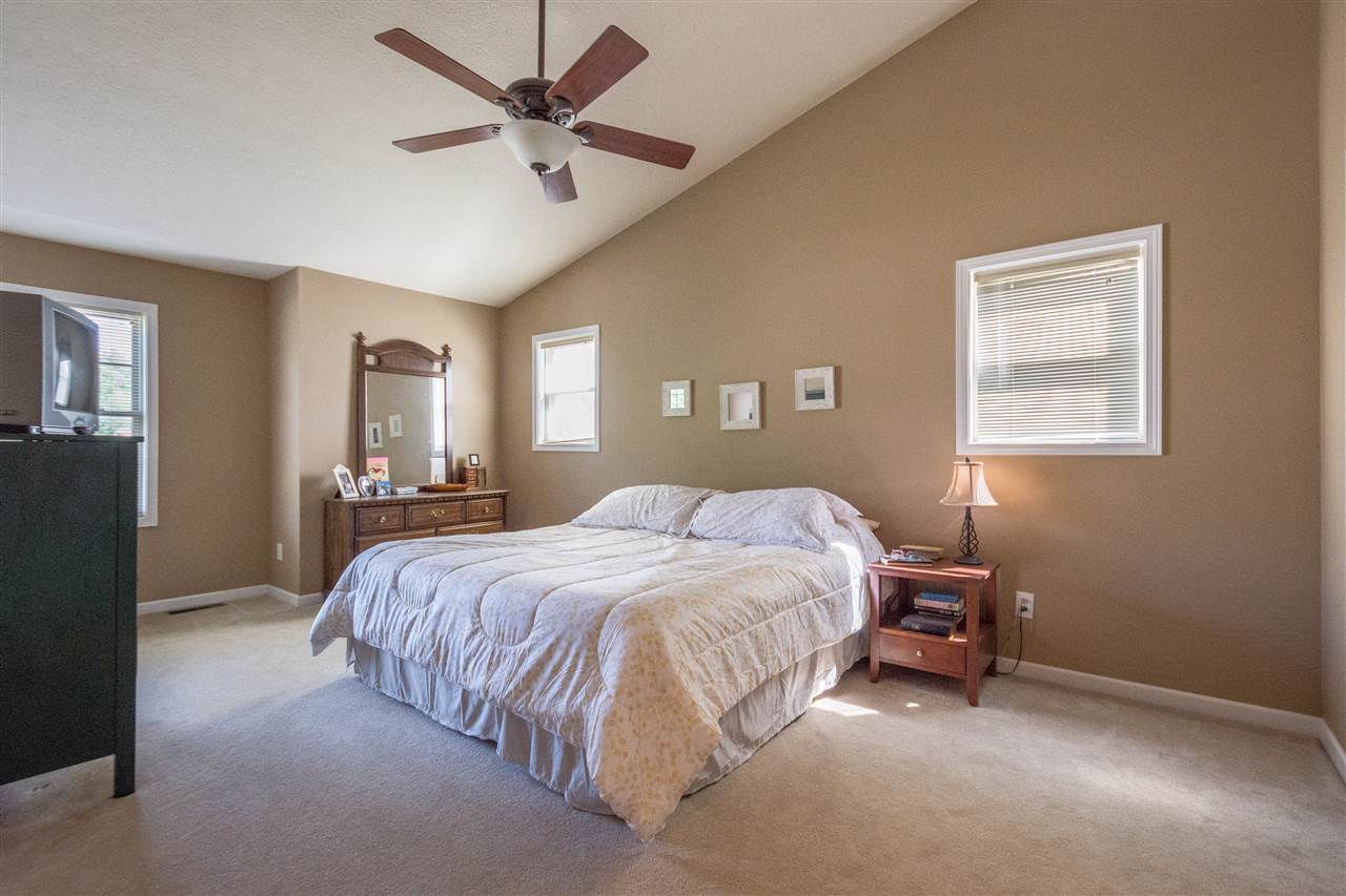 4614 E Donington Dr, Bloomington, IN 47401 photo 14