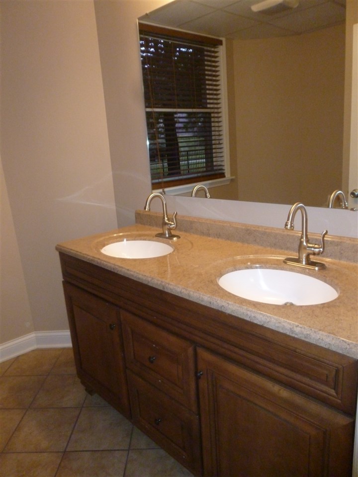 211 Nunning Rd, Evansville, IN 47712 photo 26