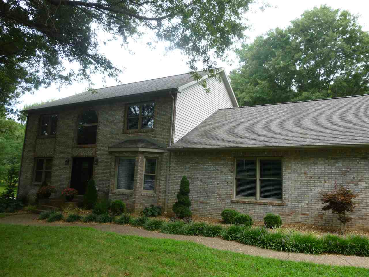 211 Nunning Rd, Evansville, IN 47712 photo 2