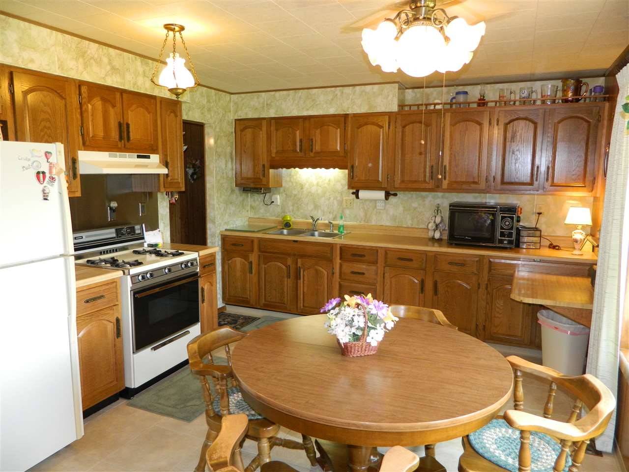 808 Mathis Ave, Oolitic, IN 47451 photo 2