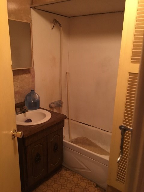 225 N Maple St, Lagrange, IN 46761 photo 8