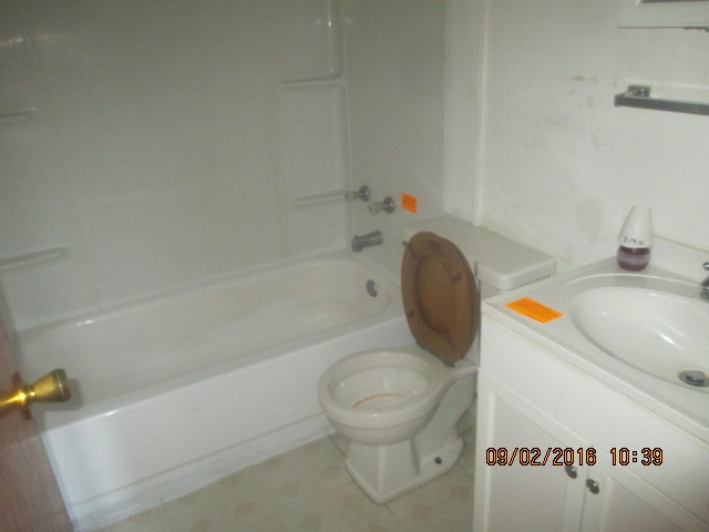 1306 W 5th St, Marion, IN 46953 photo 9