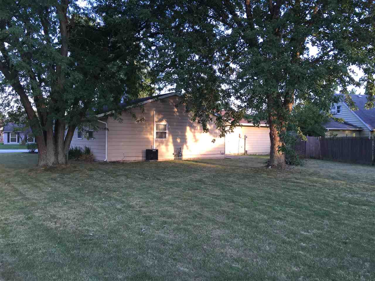 8918 Hemphill Dr, Fort Wayne, IN 46819 photo 3