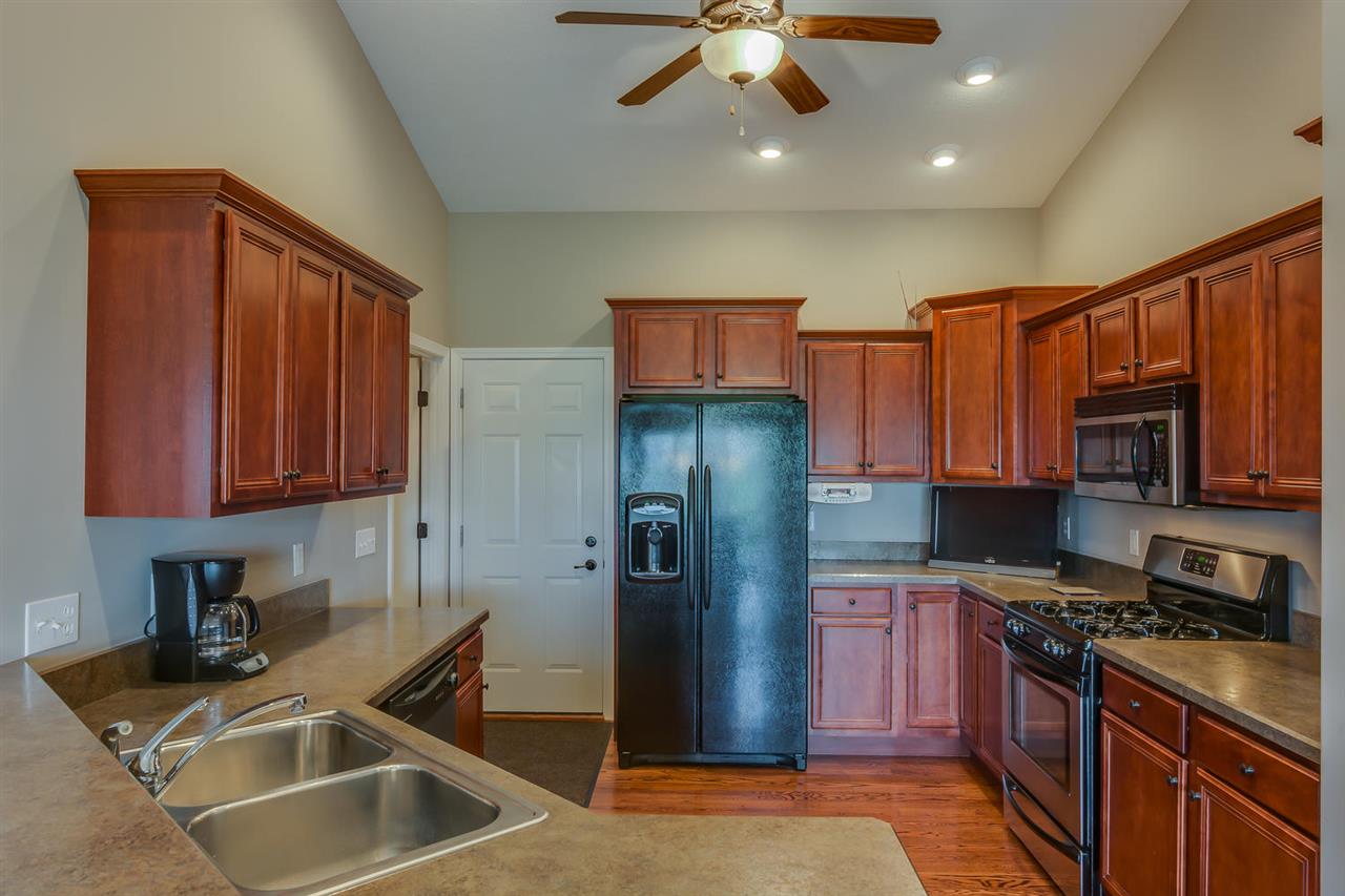 51264 Elm Rd, Granger, IN 46530 photo 9