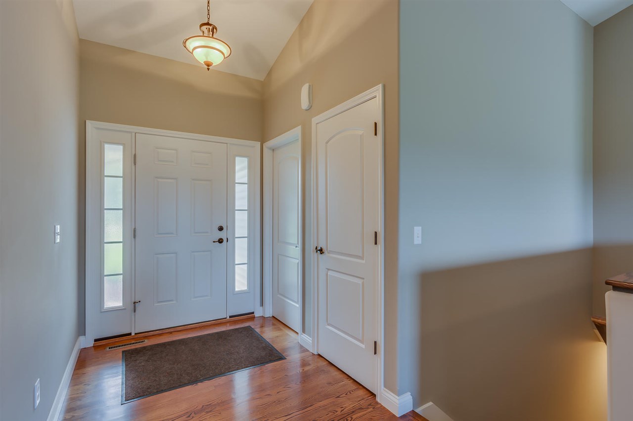 51264 Elm Rd, Granger, IN 46530 photo 3