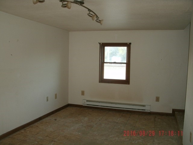 165 S Center St, Waterloo, IN 46793 photo 8