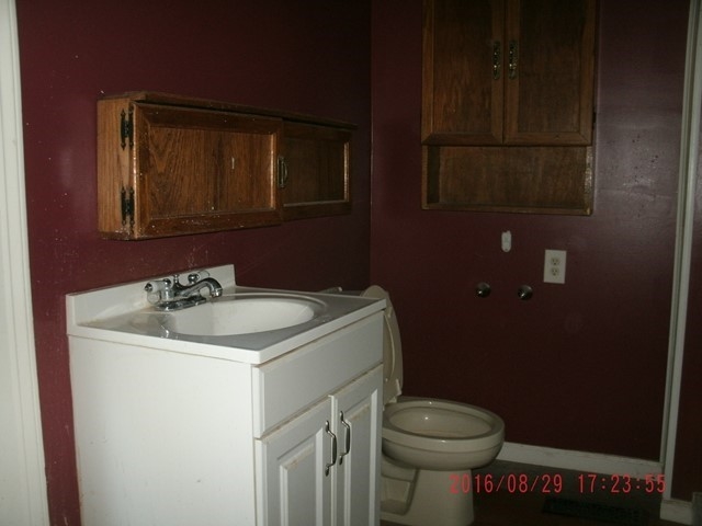 165 S Center St, Waterloo, IN 46793 photo 15