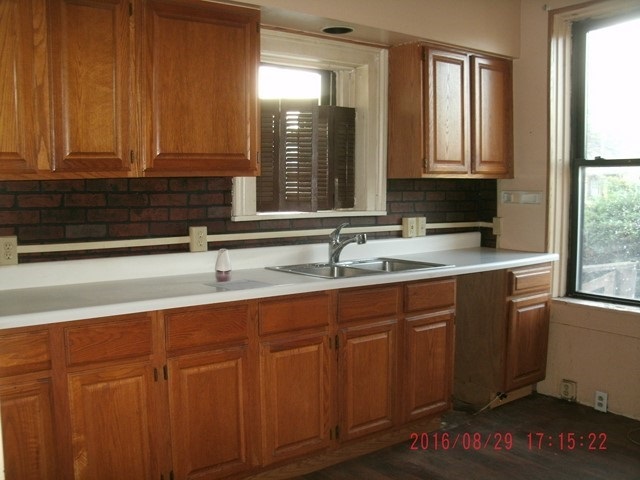 165 S Center St, Waterloo, IN 46793 photo 2