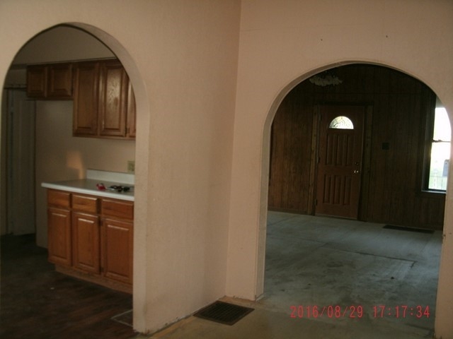 165 S Center St, Waterloo, IN 46793 photo 4