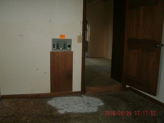 165 S Center St, Waterloo, IN 46793 photo 11