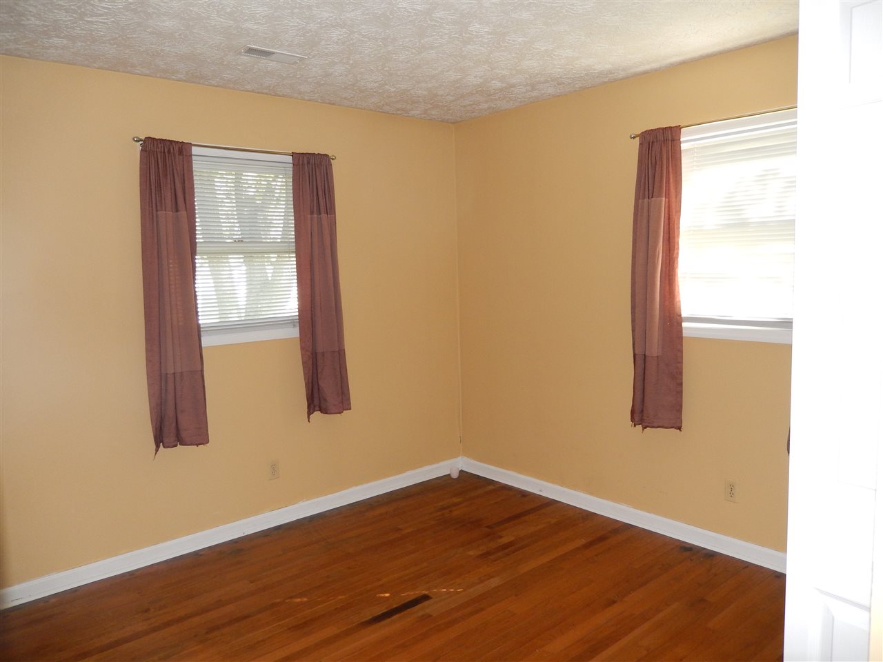 480 W Chumley Rd, Bloomington, IN 47403 photo 9