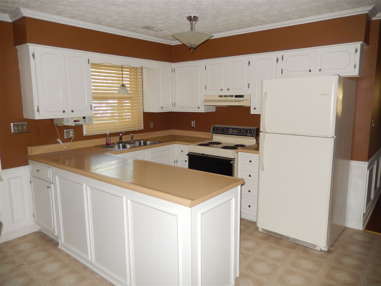 480 W Chumley Rd, Bloomington, IN 47403 photo 2