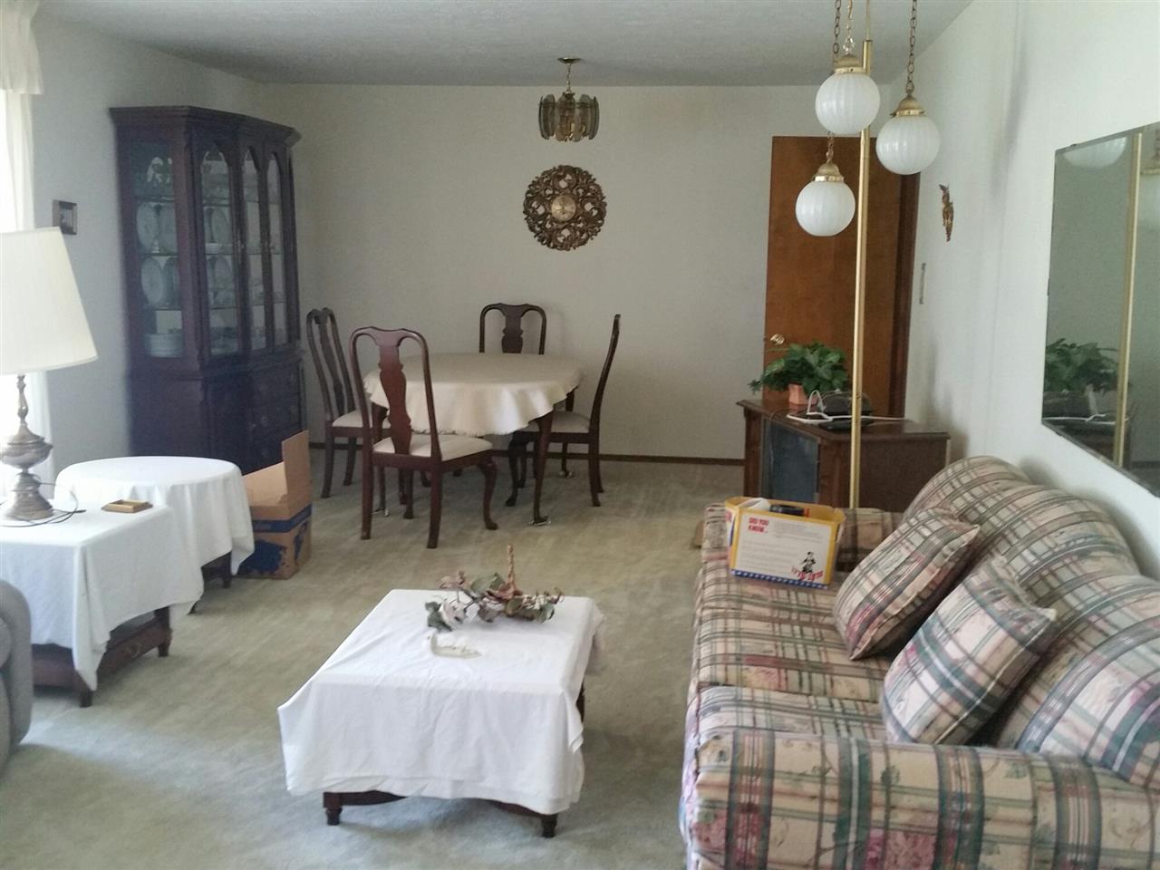 915 E 75 S, Washington, IN 47501 photo 7