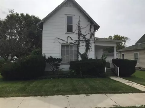 909 E 7th St, Auburn, IN 46706 photo 1