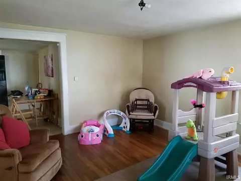 709 E 9th, Auburn, IN 46706 photo 6