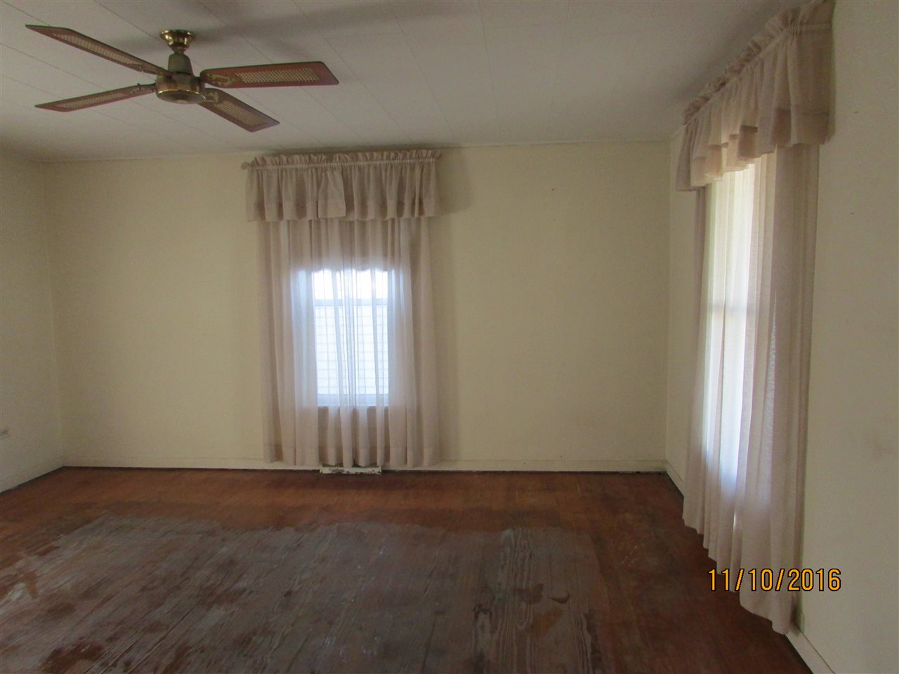 418 18th St, Bedford, IN 47421 photo 4