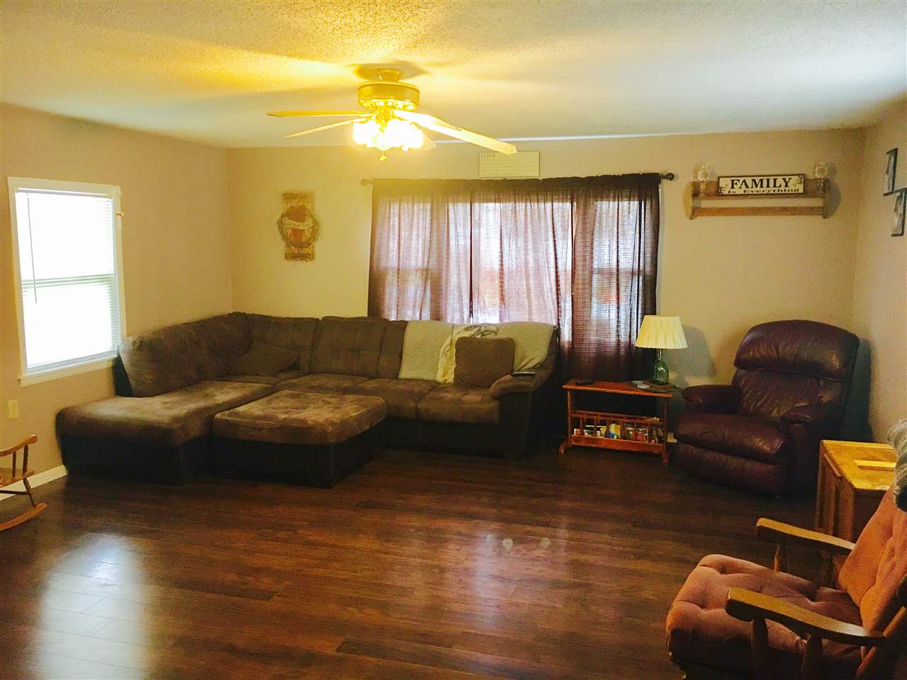 359 E Hill St, Wabash, IN 46992 photo 6