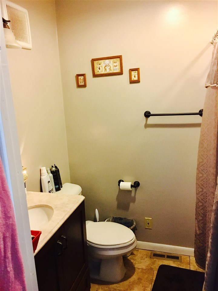 359 E Hill St, Wabash, IN 46992 photo 14