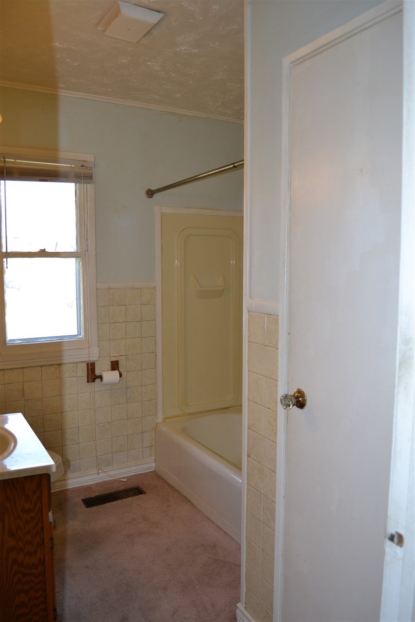 1412 8th St, Bedford, IN 47421 photo 18
