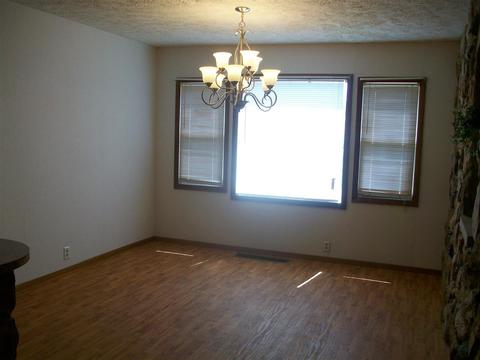 6011 NE Second St, Forest, IN 46039 photo 7