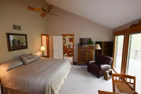 2071 E Waters Edge Dr, Bloomington, IN 47401 photo 19