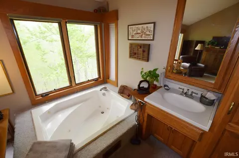 2071 E Waters Edge Dr, Bloomington, IN 47401 photo 18