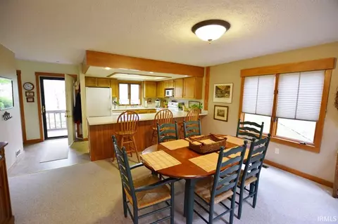2071 E Waters Edge Dr, Bloomington, IN 47401 photo 4