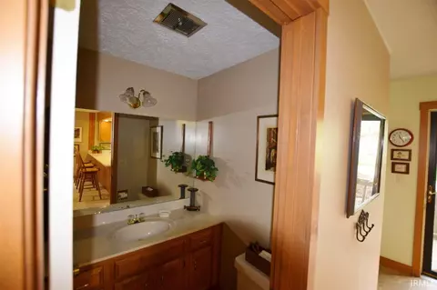 2071 E Waters Edge Dr, Bloomington, IN 47401 photo 12