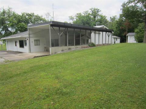 501 E Charles Rd, Marion, IN 46952 photo 1