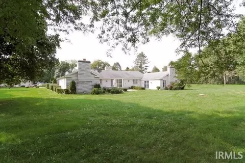 16287 Old Lantern Ct, Granger, IN 46530 photo 4