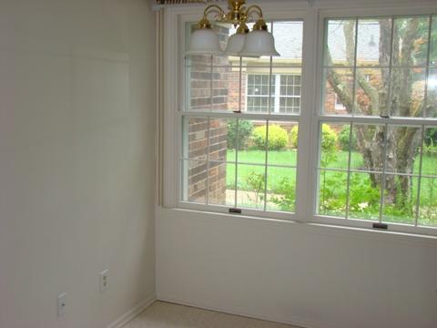 2619 E Windermere Woods Dr, Bloomington, IN 47401 photo 2