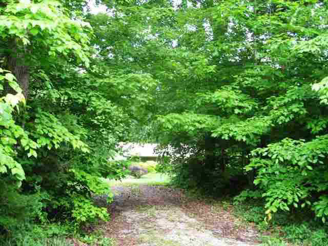 7950 Seneca NE, Georgetown, IN 47122 photo 2