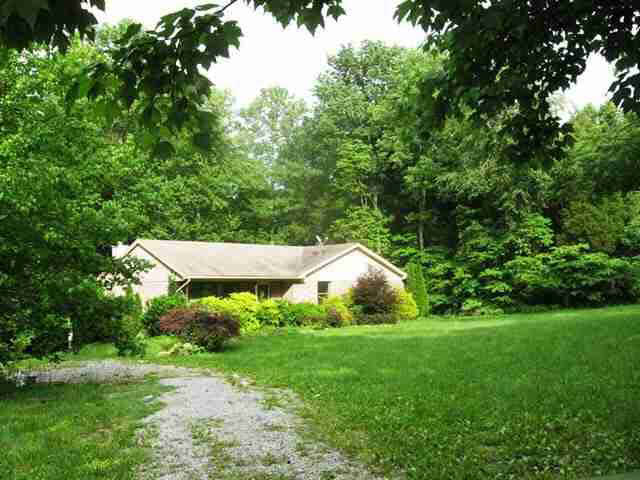 7950 Seneca NE, Georgetown, IN 47122 photo 1