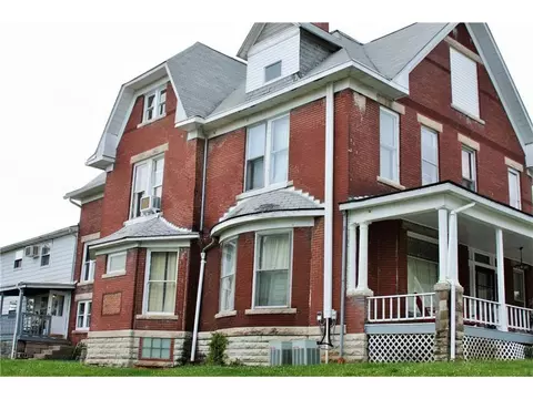 121 N 5th St, Middletown, IN 47356 photo 2
