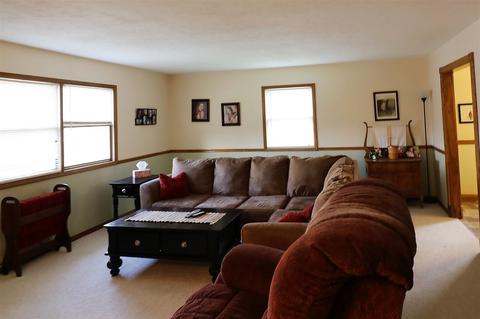 205 Candlelight Ln, Oolitic, IN 47451 photo 5