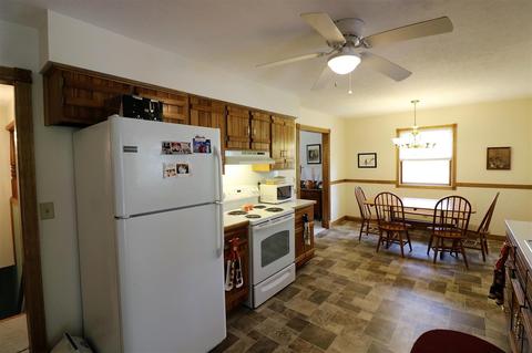 205 Candlelight Ln, Oolitic, IN 47451 photo 9