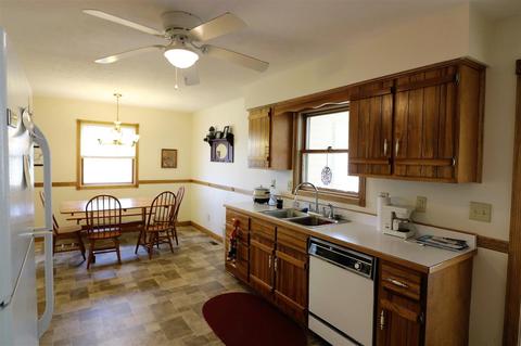 205 Candlelight Ln, Oolitic, IN 47451 photo 8