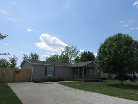 420 Dale St, Mitchell, IN 47446 photo 1
