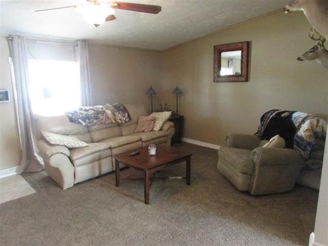 420 Dale St, Mitchell, IN 47446 photo 4