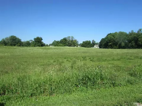 304 4th St, Mitchell, IN 47446 photo 1