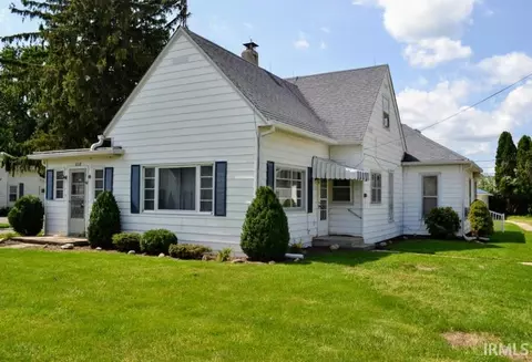 608 N Independence St, Windfall, IN 46076 photo 2