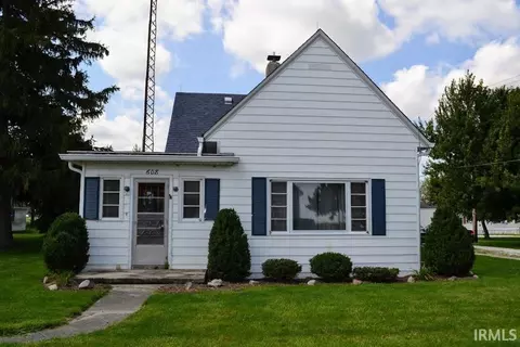 608 N Independence St, Windfall, IN 46076 photo 3
