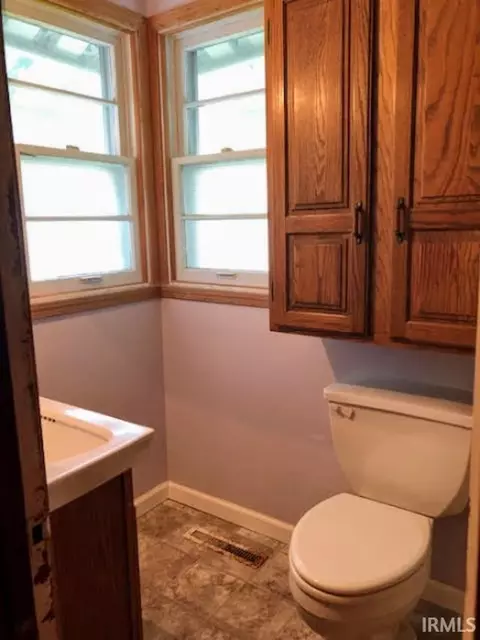 608 N Independence St, Windfall, IN 46076 photo 13