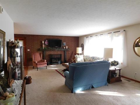 295 E Botts Ln, Salem, IN 47167 photo 18